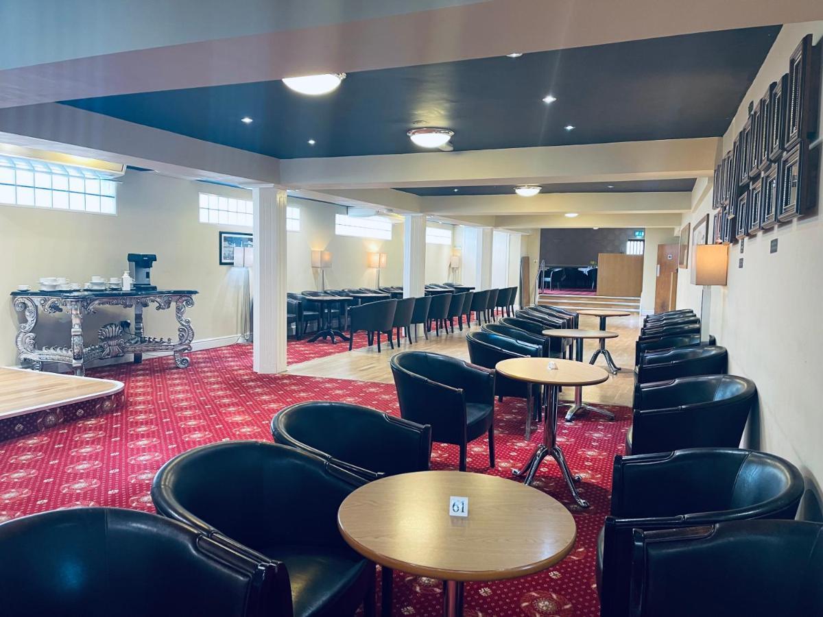 Merrion Hotel Лландидно Экстерьер фото