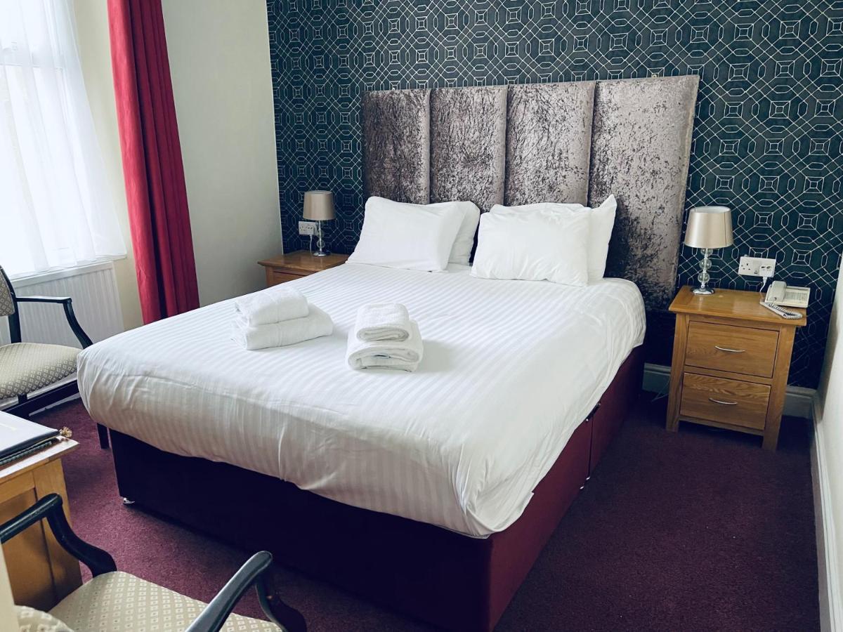 Merrion Hotel Лландидно Экстерьер фото