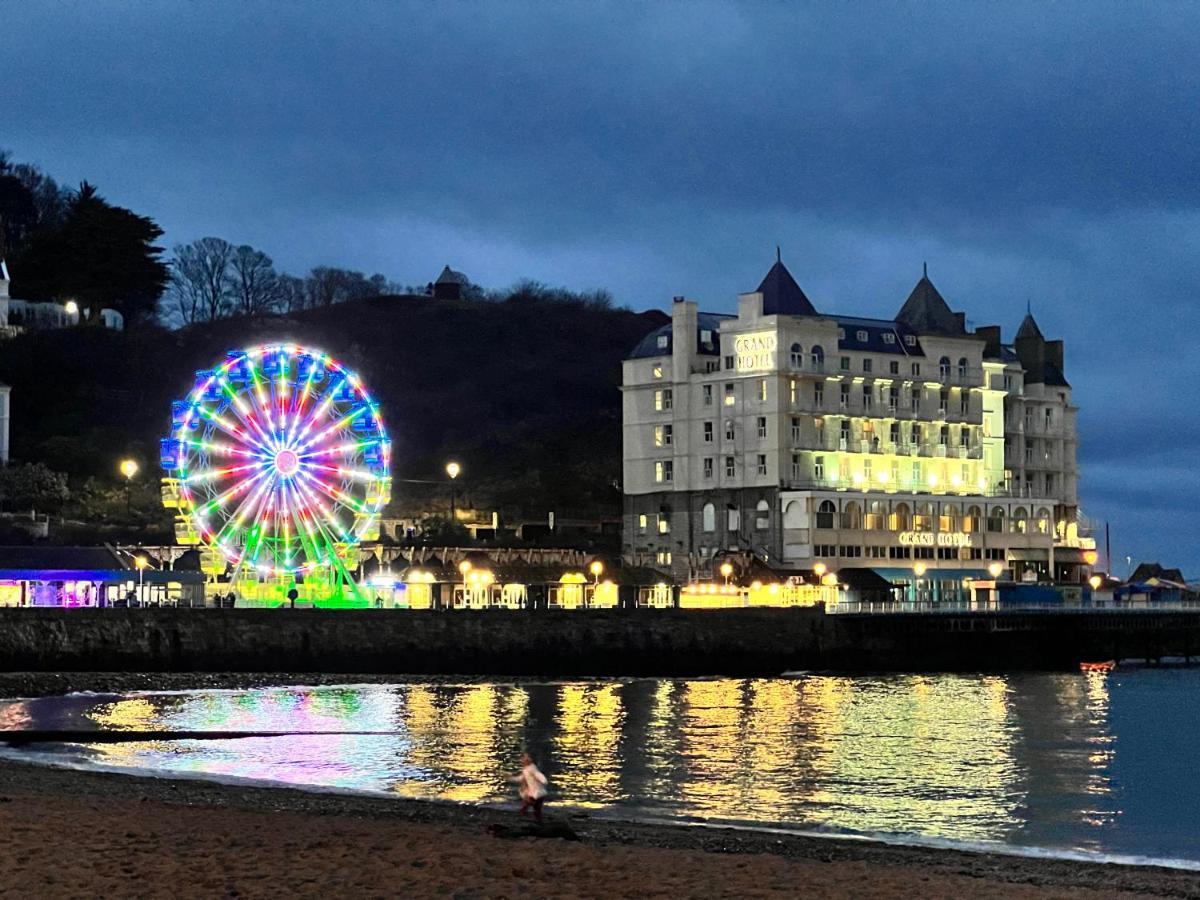 Merrion Hotel Лландидно Экстерьер фото